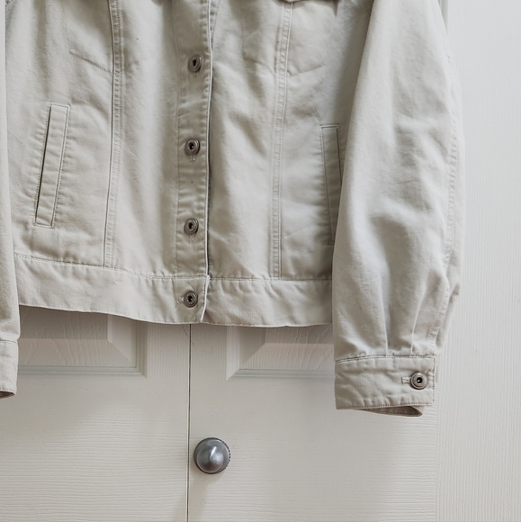 Columbia Women’s Cream Trucker Jacket  Size Medium - Picture 5 of 11